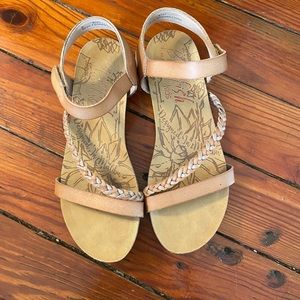 Blowfish Malibu Goya Sandals Size 5 Kids Size 7 in Womens